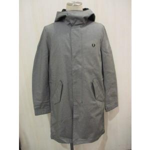 FRED PERRY　Water Repellent Fishtail Parka Coat (グレー)（F2473/30)｜brains-mart