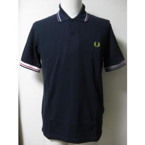 FRED PERRY ブラック ポロシャツ UK8 FRED PERRY ブラック ポロシャツ 半袖 UK 8 The Fred Perry