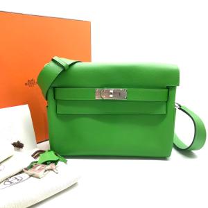 HERMES（エルメス） ヴァンキャトル29 C刻 ルージュピヴォワンヌ トゴ