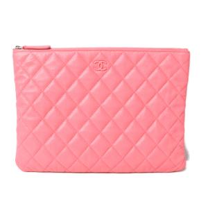 CHANEL（シャネル） クラッチバッグ/フラットポーチ CHANEL Red Velvet