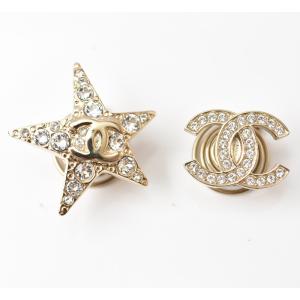 ◤新品未使用◢ CHANEL ブラック ロゴ スタッドピアス CHANEL（シャネル） ココマーク ピアス 黒 B13 : atlantis - 通販