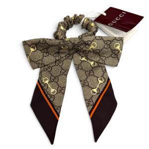 未使用品☆GUCCI グッチ 770292 シルク100％ GGパターン ホースビット リボン シュシュ ベージュ ゴールド イタリア製 レディース 箱付き