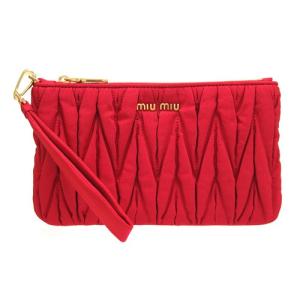 miu miuミュウミュウポーチ マテラッセ リストレットポーチ 5N1811 FAILLE MATELASSE RUBINO レッド 新作 新品 正規品｜brand