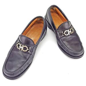 GUCCI（グッチ） インターロッキングG ブランドオフ レザー ローファー