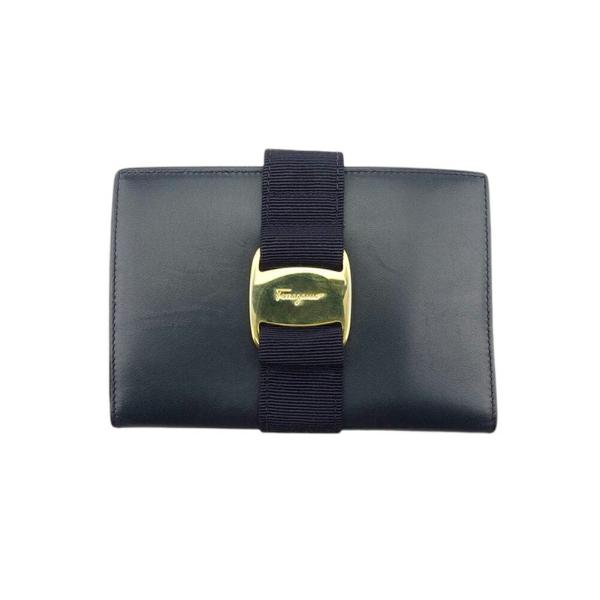サルヴァトーレフェラガモ Salvatore Ferragamo パスポートケース ヴァラ ネイビー...