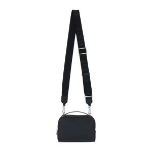 LOEWE ロエベ バッグ クロスボディ カメ...の詳細画像4