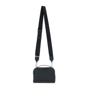 LOEWE ロエベ バッグ クロスボディ カメ...の詳細画像5