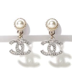 CHANEL（シャネル） ピアス CCマーク メタル＆ストラス ラインストーン