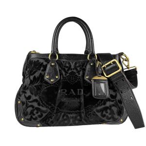 Fendi ブラック ナイロン ハンドバッグ FENDI/フェンディ】ナイロン ハンドバッグ ブラック｜ヴァル