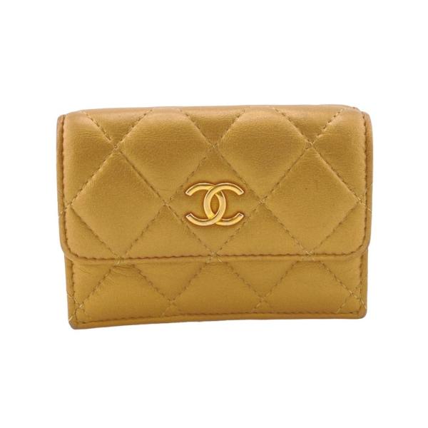 CHANEL/シャネル  コンパクトウォレット ココマーク マトラッセ ラムスキン 三つ折り財布 ゴ...