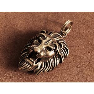 真鍮 キーホルダー（ライオン 顔） 獅子 シーサー 狛犬 動物 チャーム キーリング ブラス 雑貨 ...