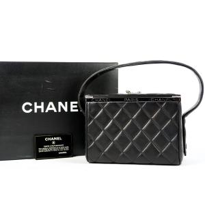 CHANEL（シャネル） ジュエリーケース ポーチ ココマーク パテント