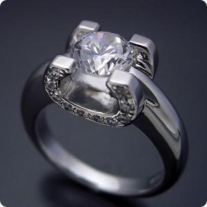 婚約指輪ダイヤモンド１ｃｔ１カラットエンゲージリングプラチナカルティエジュエリーブライダル受注生産品ブランドジュエリーに似たような婚約指輪Dカラー