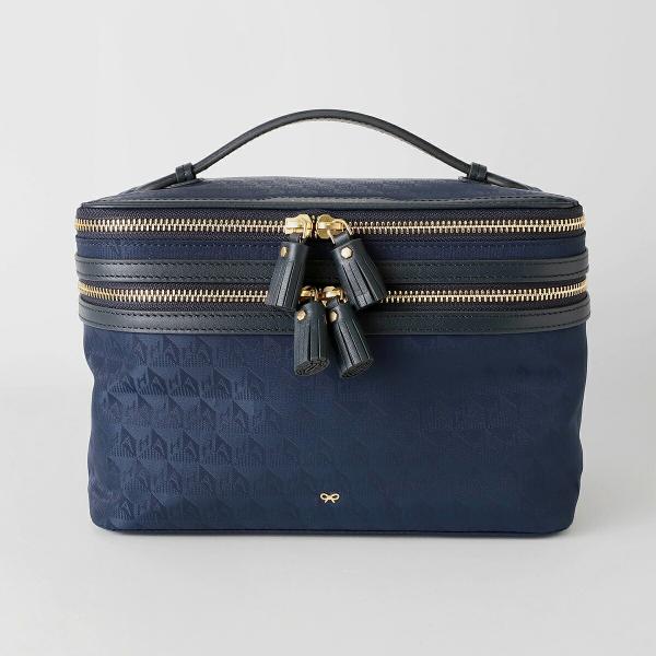 並行輸入 アニヤ ハインドマーチ ポーチ ANYA HINDMARCH AH ロゴ 50509251...