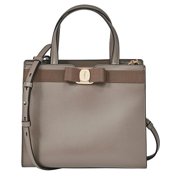 並行輸入 フェラガモ トートバッグ FERRAGAMO ヴァラ ボウ 21I290 741078レデ...