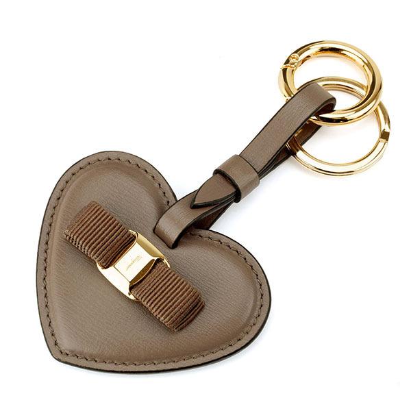 並行輸入 フェラガモ  キーホルダー フィオッコ ヴァラ 22E011 741354 ブラウン　茶 ...