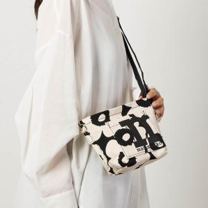 マリメッコ Marimekko Mono Mini Crossbody 白 marimekko（マリメッコ） ショルダーバッグ クロスボディバッグ MONO