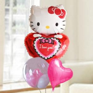 バルーン電報 キティ 送料無料　キティ ラビンハート＆Ｔバルーン　人気のバルーンギフト