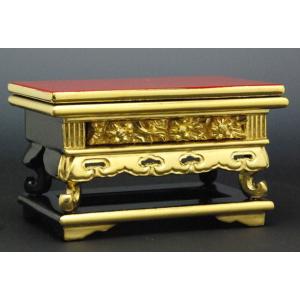 上卓上前彫純金箔4.5号華瓶卓 真宗大谷派用（東） k/金仏壇18号20号22号など中型の仏壇用の上...