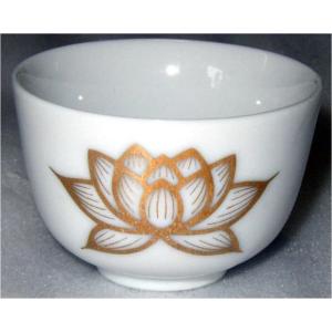 茶器 仏具 湯呑 水入れ 白上金蓮湯呑2.0号 陶器製 白色 金蓮柄入り