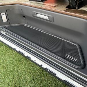 プレミアムラバーマットサイドステップ用【両側2個セット】ハイエース　標準　ワイド　1〜7型、8型、9型（新型）スーパーGL　ダークプライム