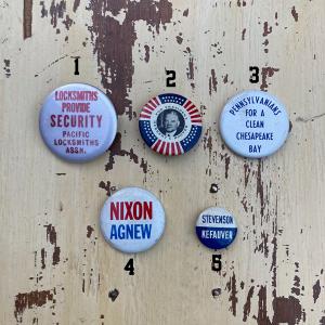 ヴィンテージ缶バッジ／マクドナルド／90’s／US VINTAGE 缶バッジ 10 ビンテージ アンティーク アメリカ 古着 雑貨 星条旗 企業