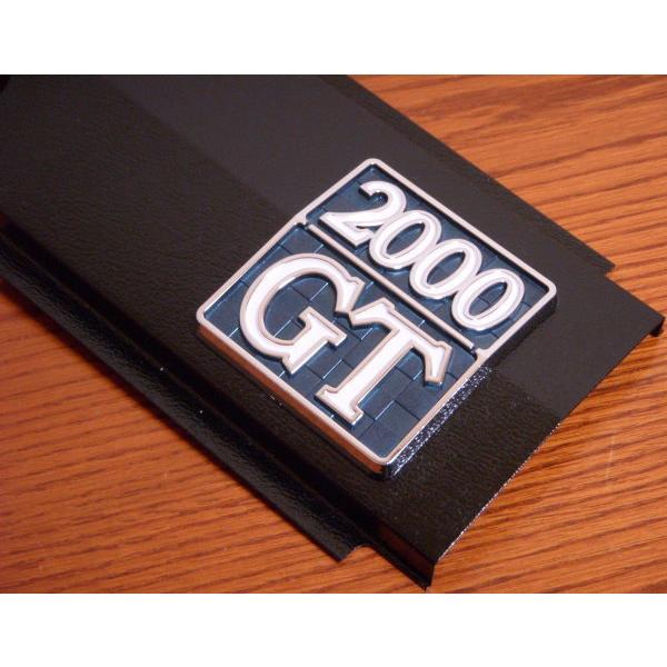 NEW★ハコスカ用2000GTエンブレム新品★前期リヤパネル用　GC10/KGC10/KPGC10/...