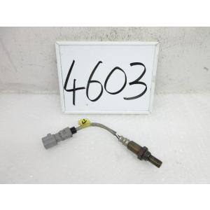 エスクァイア ZWR80G バッテリーボルテージセンサー 175100-7301 89892