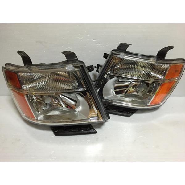 ☆ NV2500 US ヘッドライト 左右 ☆729