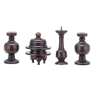仏壇　仏具　前卓 ゲキヤス仏壇店 華鋲卓 仏具 純金 上前彫 前卓 N 「西用」 7.0