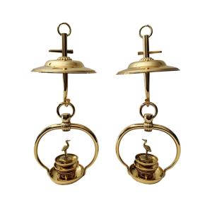 【寺院仏具】経机 寺院 仏具 寺院用 (本願寺派 西) 寺院用仏具 寺院仏具 三鳥型前卓 経机