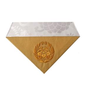 浄土真宗本願寺派 仏具 三角打敷 金襴錦地 盛上 西紋 刺繍 50代 C 絽