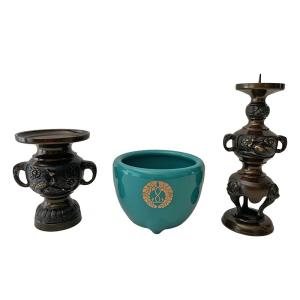 仏具 孔雀三具足 京色 4.5寸 仏具セット 浄土宗 禅宗 日蓮宗 天台宗