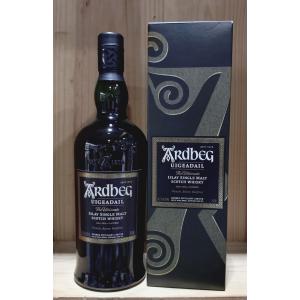 カリラ ナチュラル・カスク・ストレングス 59.3％ 750ml 箱入り