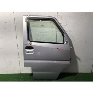 ミニキャブ GBD-U61V 右FドアASSY M213 5700A210 【即納】　インボイス対応