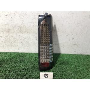 ハイエース CBF-TRH200V 右テールランプ 15169  【即納】　インボイス対応