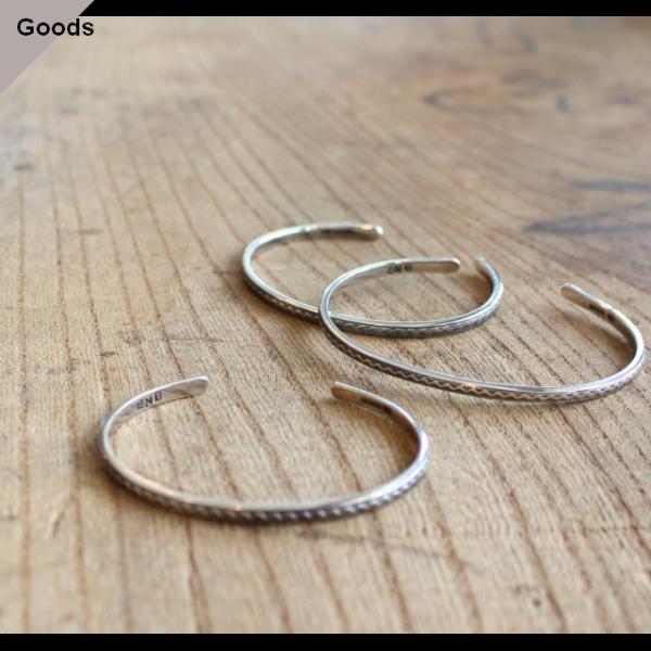 Ericka Nicolas Begay シルバーバングル Silver Bangle