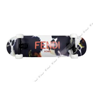 K789.. FENDI フェンディ スケート...の詳細画像2