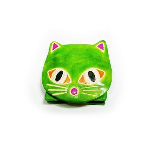 小銭入れミニポーチ　猫パース　ネコ黄緑　ヤンピー　インドレザー　｜caeru-eruca