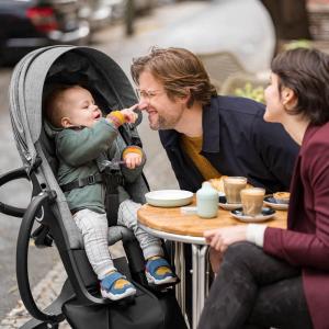 ストッケ エクスプローリー ベビーカー V6 Stokke Xplory V6 Black Chassis Stroller with Black L