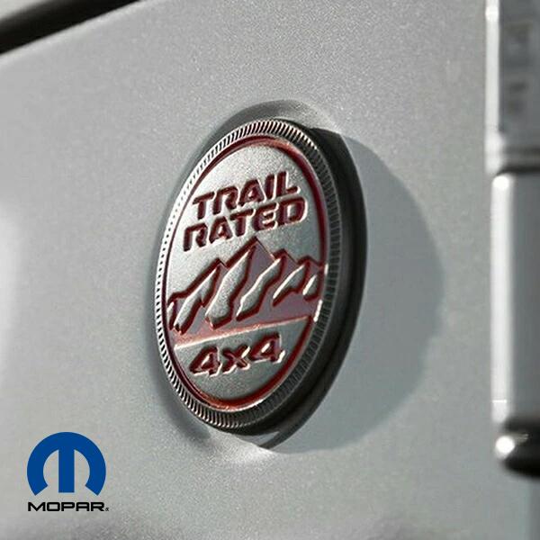 MOPAR純正 TRAIL RATED エンブレム グレー &amp; レッド フェンダー サイド エンブレ...