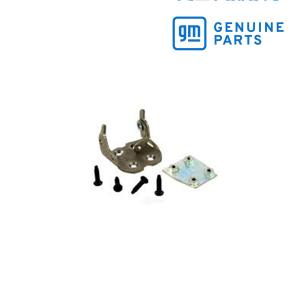 GM純正 リア バンパー ステップ パッド 左側 運転席側 LH 15206905 02