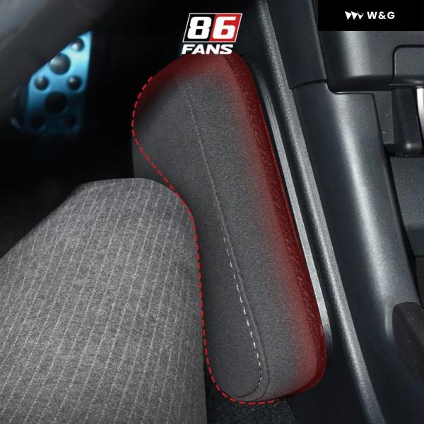 並行輸入品 トヨタ GR86 スバル BRZ 2023 2022 車用ニー クッション レッグ パッ...