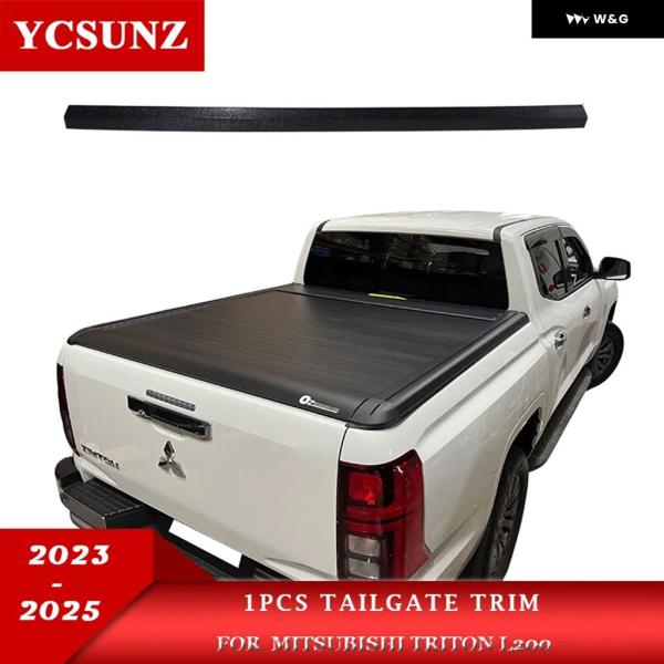 並行輸入品 テールゲートカバー トリム 三菱 トライトン L200 MV 2023 2024 202...