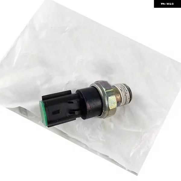 並行輸入品 エンジン オイルプレッシャースイッチ 05149098AA 04707670AB クライ...