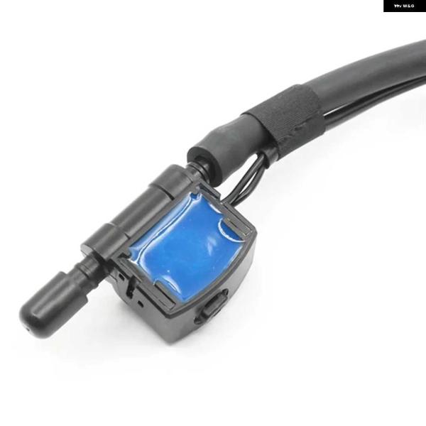 並行輸入品1768600192 フロントガラス ウォッシャーノズル アセンブリ ヒーター付き メルセ...