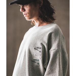 GLIMCLAP(グリムクラップ)】Multicolor embroidery design sweatshirt