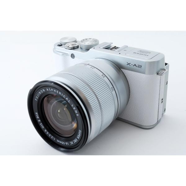 フジフィルム FUJIFILM  X-A2 レンズキット ホワイト 美品 レンズフード、SDカード付...