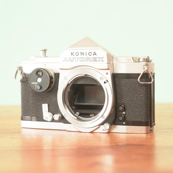 完動品◎コニカ AUTOREX ボディ 35mm ハーフ フィルムカメラ #64