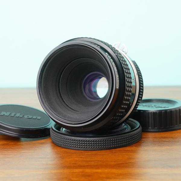 ニコン Ai Micro Nikkor 55mm f3.5 オールドレンズ 50